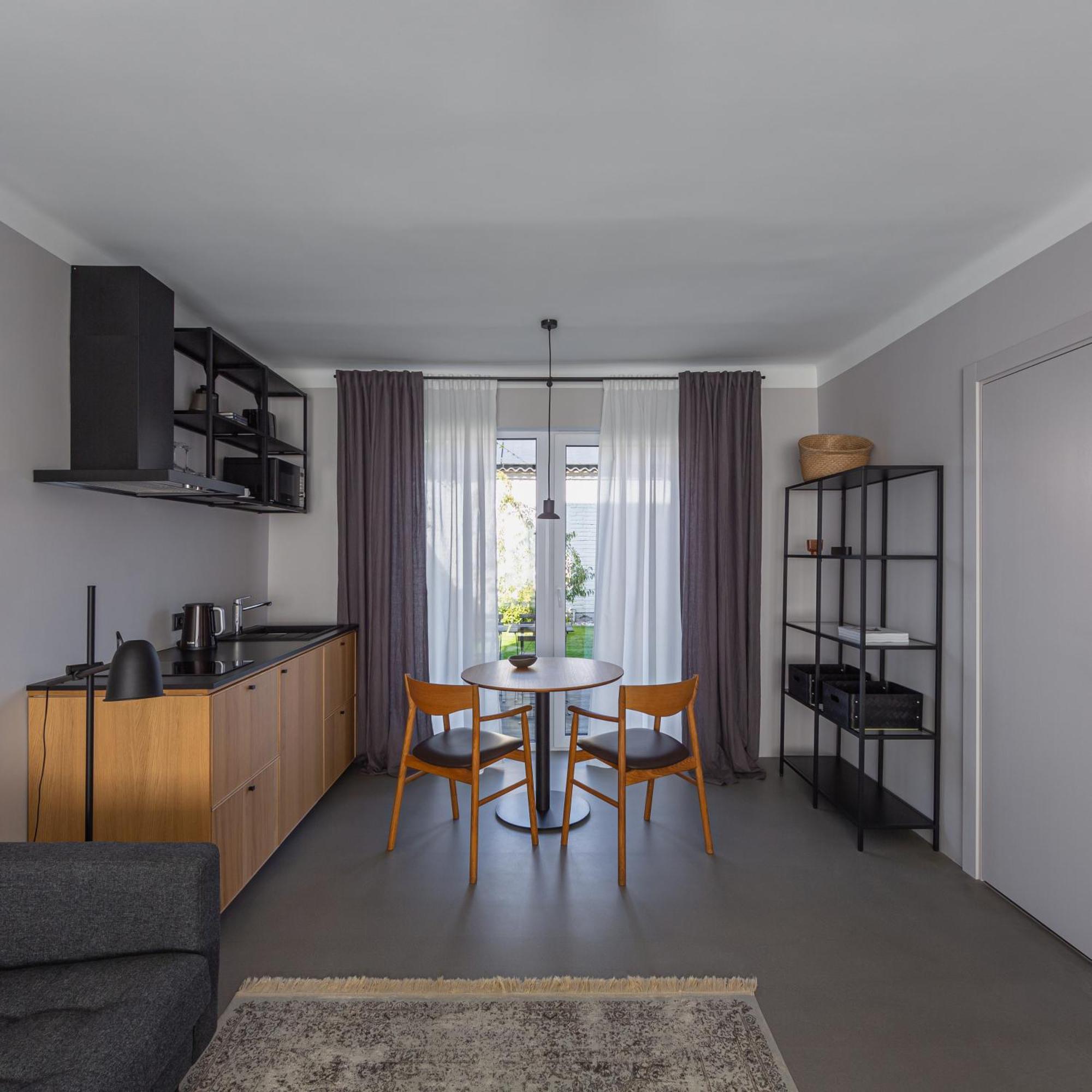 Minimalist. Apartment & Studio Szawle Zewnętrze zdjęcie